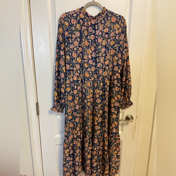 Levi’s Floral Long Sleeve Midi Dress Navy Blue XL Boho Tie Neck - Picture 4 of 11